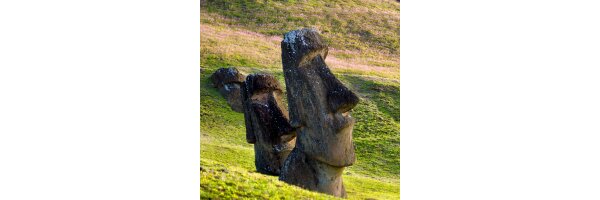 moai &amp; easter island heads figures