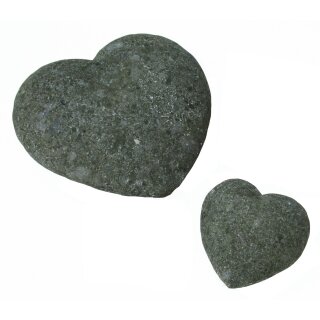 Stone hearts, set of 2, Ø 15 and 20 cm, hand carved from green lave stone, natural stone, garden deco, grave decoration, frost-resistant