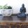 Buddha-Figur sitzend "Begrüßung", 20 cm, Steinfigur, Garten-Deko, schwarz antik, frostfest